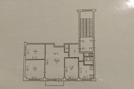 4-к. квартира, 61 м², 2/5 эт.