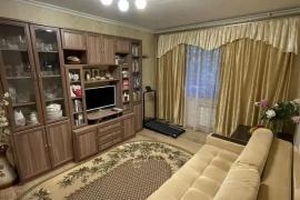 3-к. квартира, 60,6 м², 2/5 эт.
