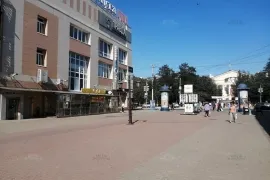 Сдаю 240 кв м