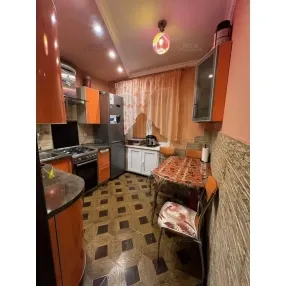 2-к. квартира, 42,3 м², 4/4 эт.