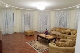 3-к. квартира, 98,4 м², 2/8 эт.