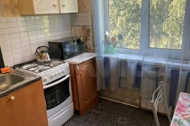 3-к. квартира, 50 м², 5/5 эт.