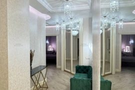 Продается 2-комн. квартира, 105 м²
Расположение