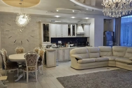 3-к. 103 м², 3/15 эт. Г. попова