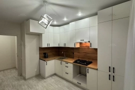 1-к. квартира, 40,8 м², 1/3 эт.