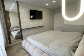 2-к. квартира, 64,2 м², 13/15 эт.