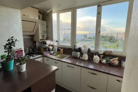 2-к. квартира, 73,4 м², 9/9 эт.