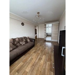 1-к. квартира, 30 м², 5/5 эт.