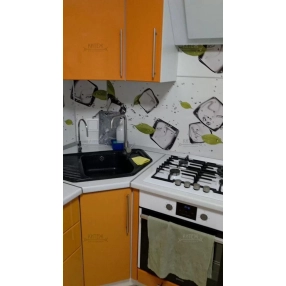 2-к. квартира, 53,6 м², 1/3 эт.