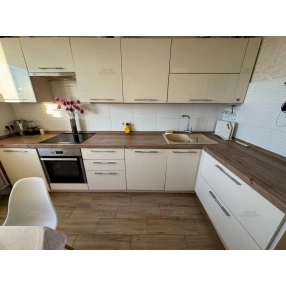 2-к. квартира, 50 м², 12/12 эт.