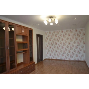 2-к. квартира, 55 м², 3/3 эт.