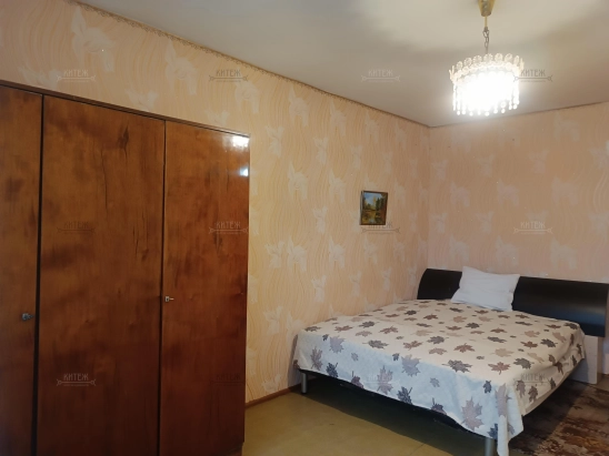 Сдаю 1 комнатную квартиру на Гурьянова. 