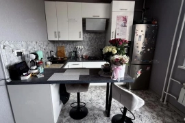 1-к. квартира, 46 м², 3/9 эт.