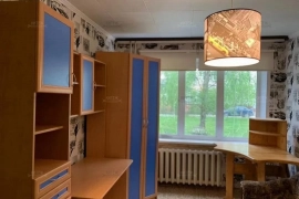4-к. квартира, 90 м², 1/9 эт.