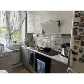 2-к. квартира, 43 м², 2/2 эт.