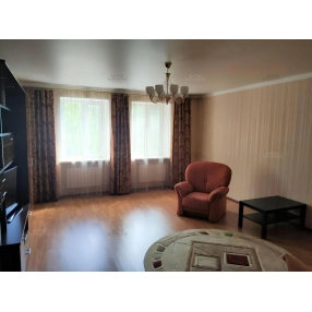 Продается 2-комн. квартира, 72 м²
Расположение