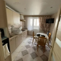 2-к. квартира, 63 м², 4/9 эт.