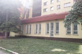Продаю  450 кв.м