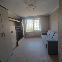 Продаю  1 комнатную квартиру . 