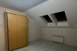 1-к. квартира, 57,2 м², 4/4 эт.