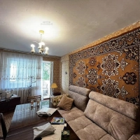 3-к., 63 м², 3/5 эт. Веры Андриановой